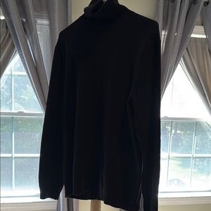 Theory Men's Charcoal 100% cashmere Turtleneck Sweater